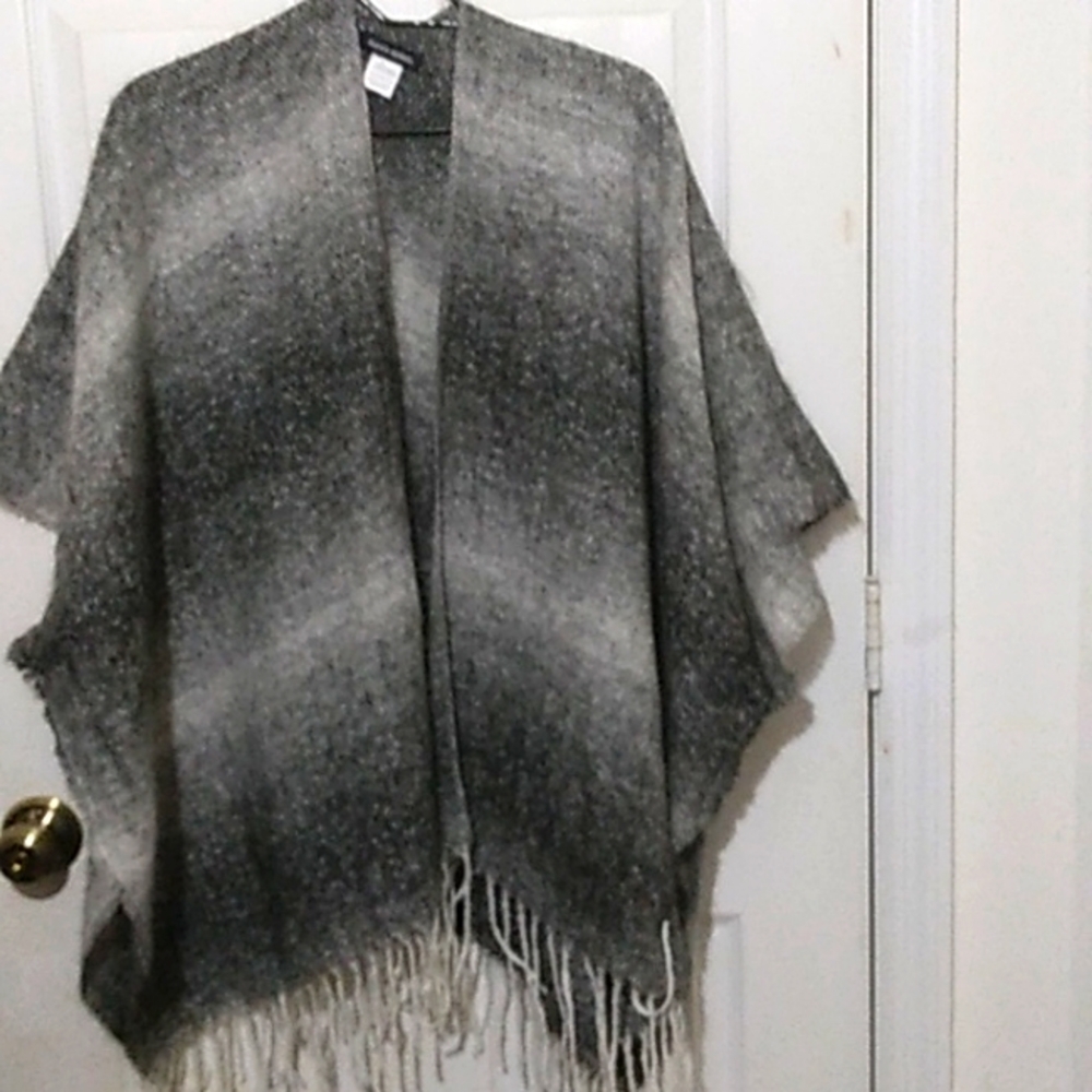 Alexis Bendle womans  wrap one sz fits all